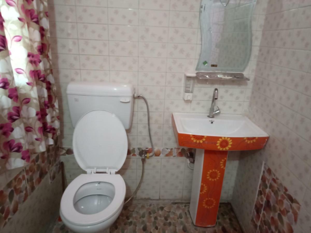 Hostel Relax Homestay Gaya Exterior photo