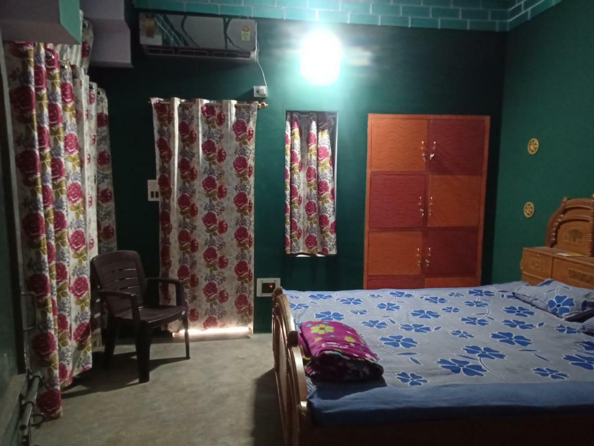 Hostel Relax Homestay Gaya Exterior photo