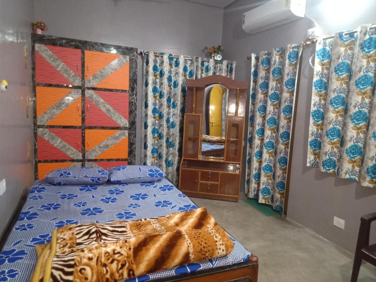 Hostel Relax Homestay Gaya Exterior photo